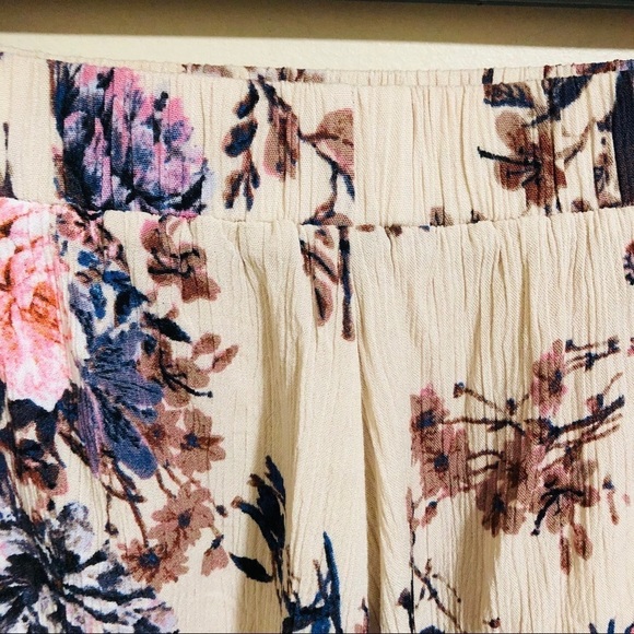 illa illa Floral Lined Shorts - Picture 4 of 6